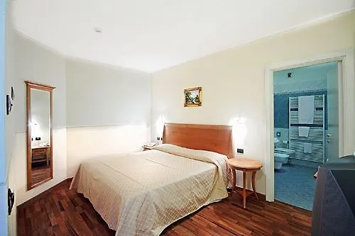 Tricolore Hotel Gaida