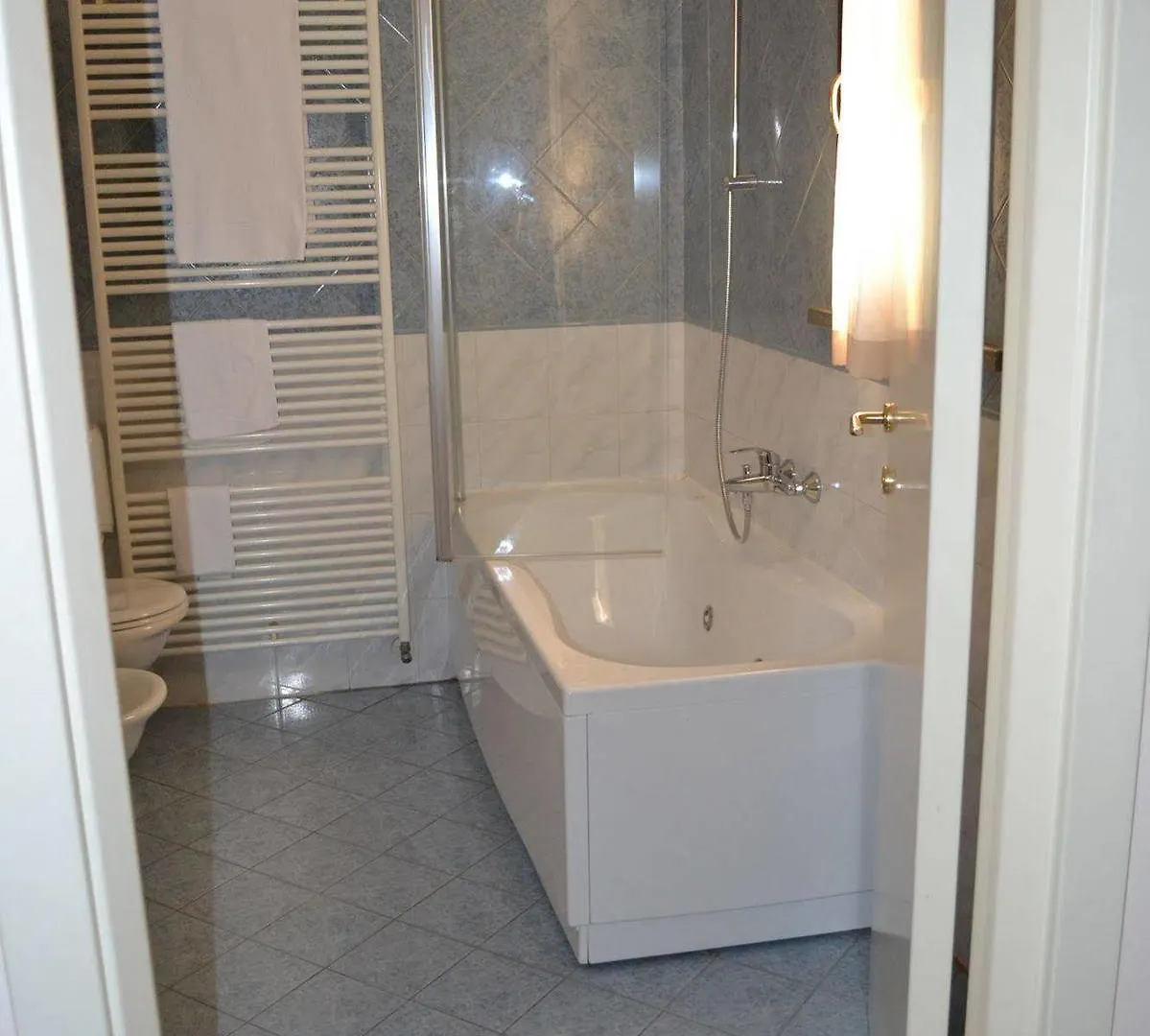 Tricolore Hotel Gaida